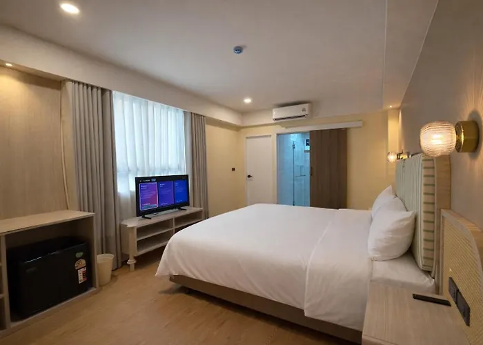 Ranana Hotel